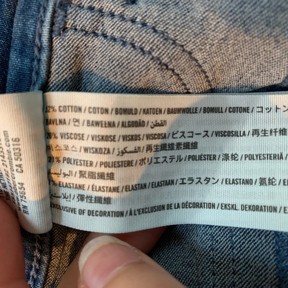 Abercrombie & Fitch jeans - Picture 7 of 7